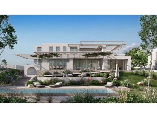 Элитный дом, Лола, Loulé