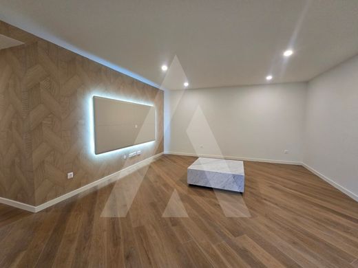 Apartment / Etagenwohnung in Aveiro, Distrito de Aveiro