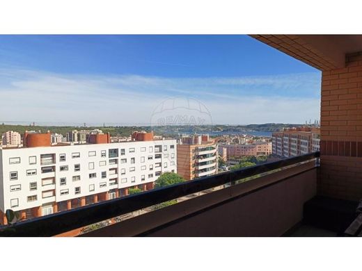 ﺷﻘﺔ ﻓﻲ Oeiras, Distrito de Lisboa