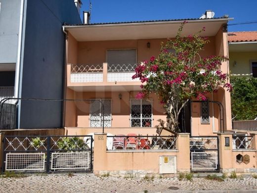 Luxury home in Cascais, Lisbon