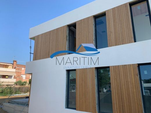 Casa de lujo en Palafolls, Provincia de Barcelona