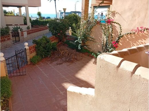 Chalet Pareado en Salobreña, Provincia de Granada