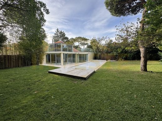 Luxury home in Cascais, Lisbon