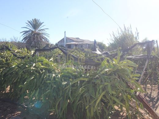 Villa in Alcaidesa, Cadiz