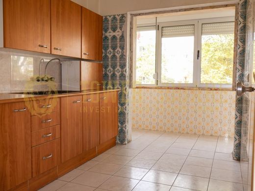 ﺷﻘﺔ ﻓﻲ Oeiras, Distrito de Lisboa