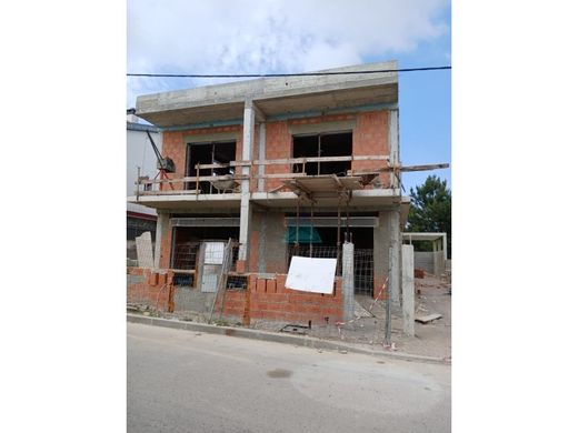 Semidetached House in Seixal, Distrito de Setúbal