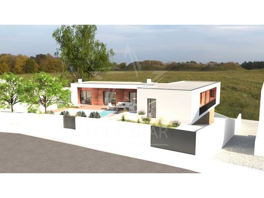 Detached House in Caldas da Rainha, Distrito de Leiria