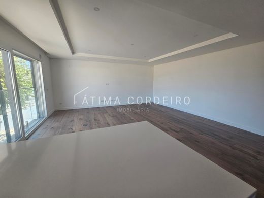 Apartment in Almada, Distrito de Setúbal