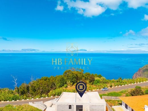 Ponta do Sol, Madeiraの一戸建て住宅