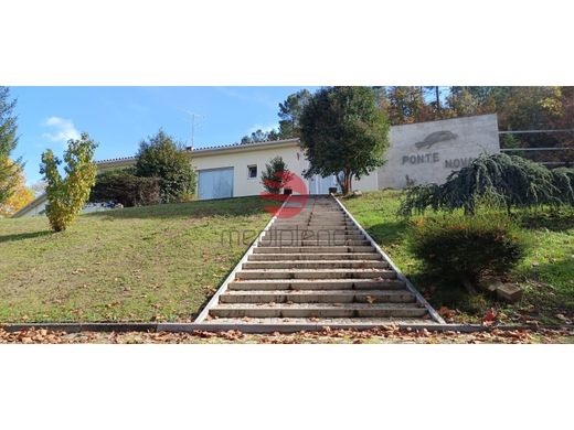 Villa in Sernancelhe, Distrito de Viseu