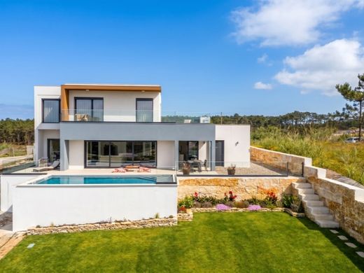 Villa Peniche, Distrito de Leiria