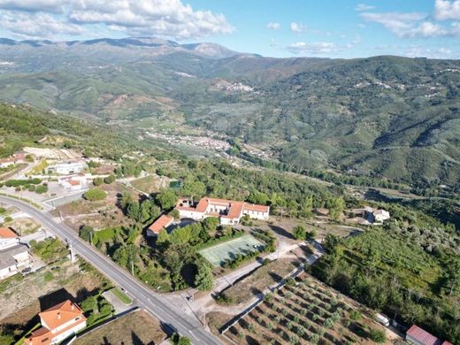 Ξενοδοχείο σε Ολιβέιρα ντο Όσπιταλ, Oliveira do Hospital