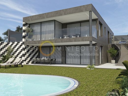 Luxury home in Santa Cruz, Madeira