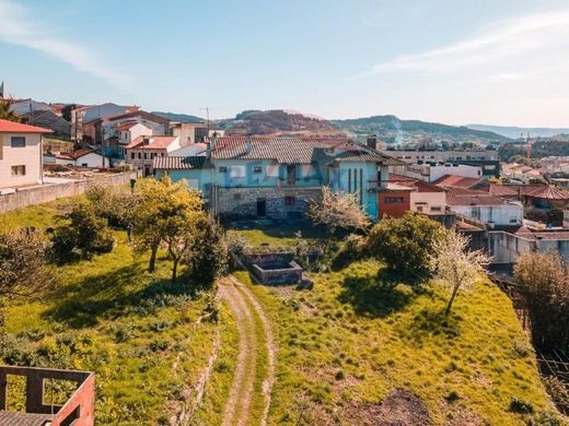 Terreno a Guimarães, Distrito de Braga