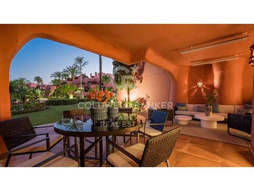 Piso / Apartamento en Estepona, Málaga