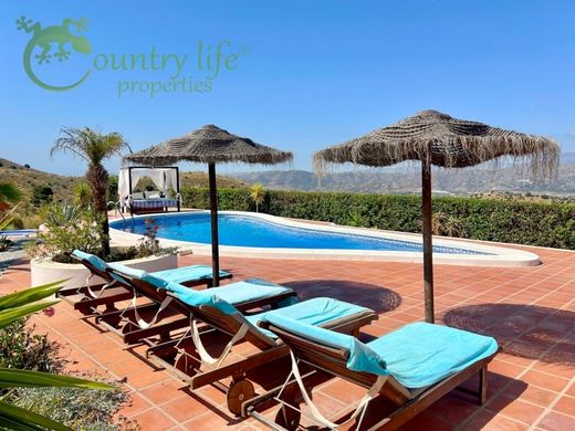 Vrijstaand huis in Canillas de Aceituno, Provincia de Málaga