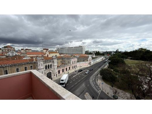 Bureau à Lisbonne, Lisbon