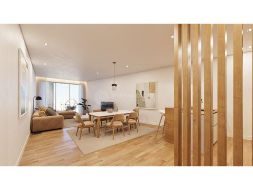 Apartment in Almada, Distrito de Setúbal