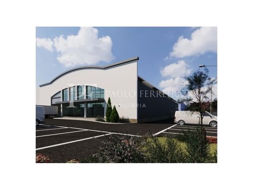 Grond in Vila Nova de Famalicão, Distrito de Braga