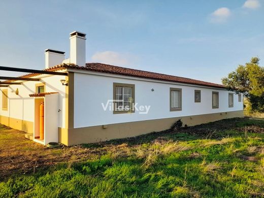 Rural or Farmhouse in Beja, Distrito de Beja