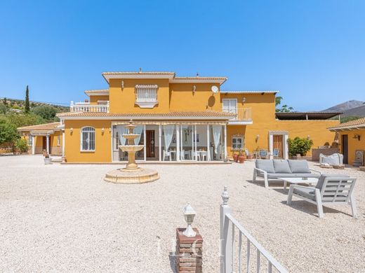 Luxe woning in Alcaucín, Provincia de Málaga