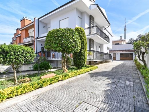 Элитный дом, Вила-Нова-де-Гайя, Vila Nova de Gaia