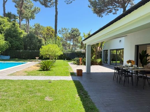 Luksusowy dom w Charneca de Caparica, Almada