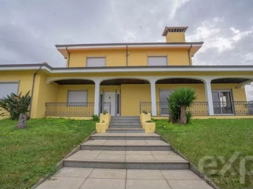 Casa de lujo en Vila Nova de Gaia, Oporto