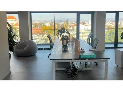 Ofis Zakaki, Lemesós