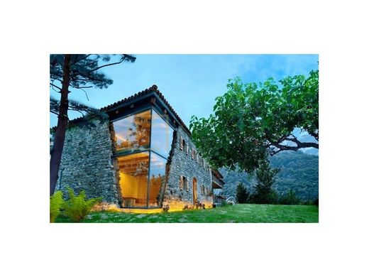 Detached House in Sintra, Lisbon