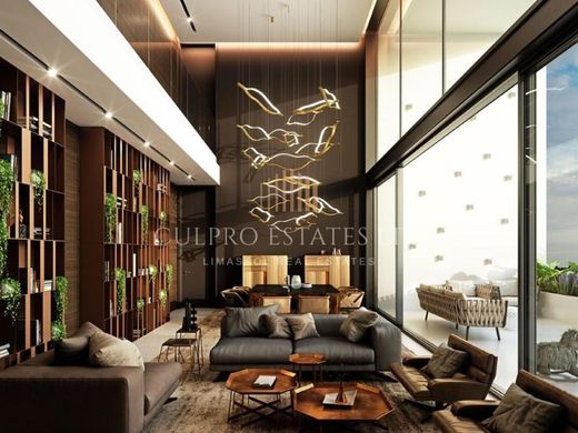 Двухуровневые апартаменты, Germasógeia, Limassol District