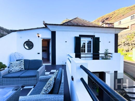 Πολυτελή κατοικία σε Porto Moniz, Madeira