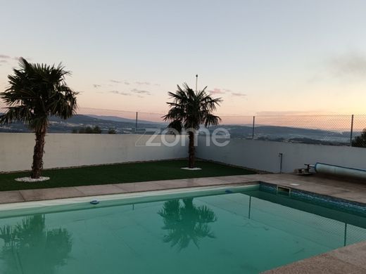 Элитный дом, Paredes, Distrito do Porto