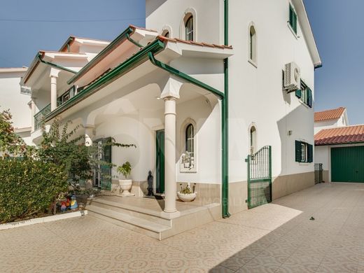 Casa di lusso a Entroncamento, Distrito de Santarém