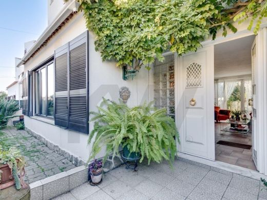 Luxus-Haus in Cascais, Lissabon