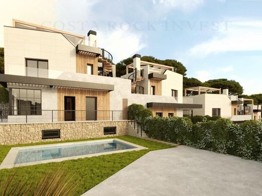 Luxury home in Polop, Alicante