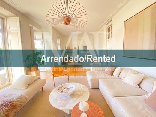 Apartment / Etagenwohnung in Cascais, Lissabon