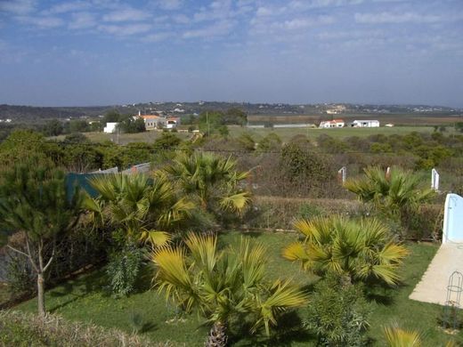 Участок, Silves, Distrito de Faro