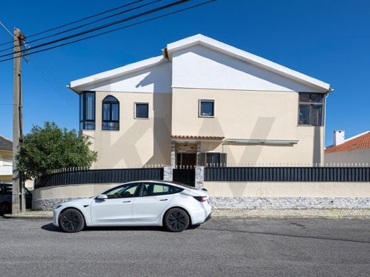 Luxury home in Cascais, Lisbon