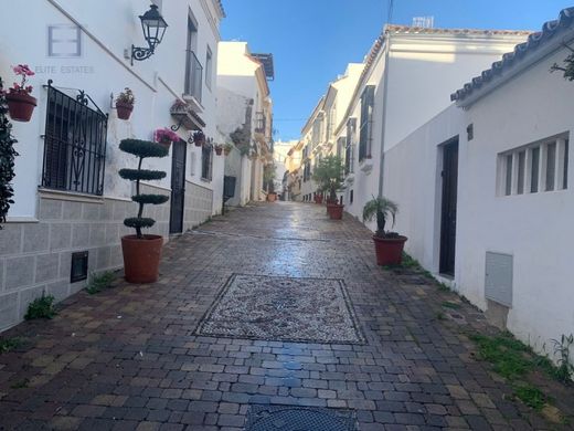 فيلا شبه مستقلة ﻓﻲ Estepona, Provincia de Málaga