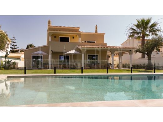 Villa in Albufeira, Albufeira Municipality