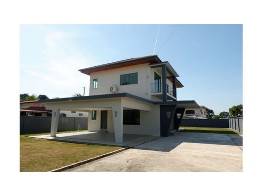 独立式房屋  Kampong Sengkurong