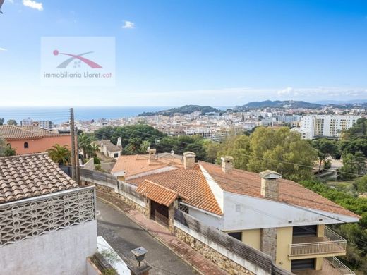 Luxus-Haus in Lloret de Mar, Provinz Girona