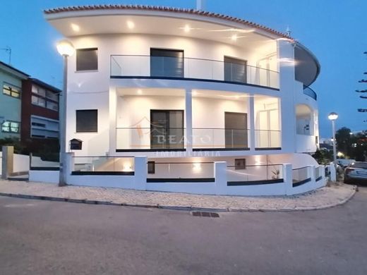 Portimão, Distrito de Faroの高級住宅
