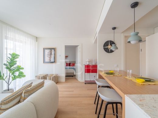Apartment / Etagenwohnung in Vila Nova de Gaia, Distrito do Porto