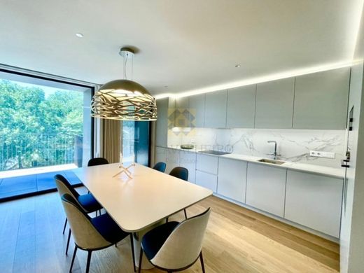 Apartment / Etagenwohnung in Vila Nova de Gaia, Distrito do Porto