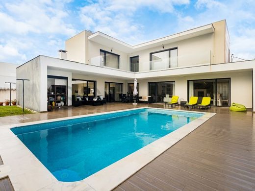 Casa de lujo en Seixal, Setúbal