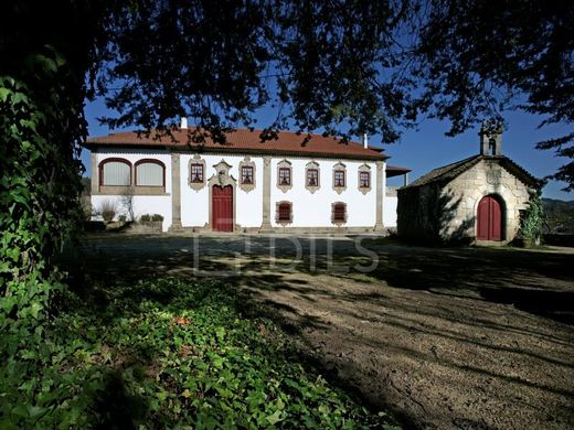 منزل ﻓﻲ Mangualde, Distrito de Viseu