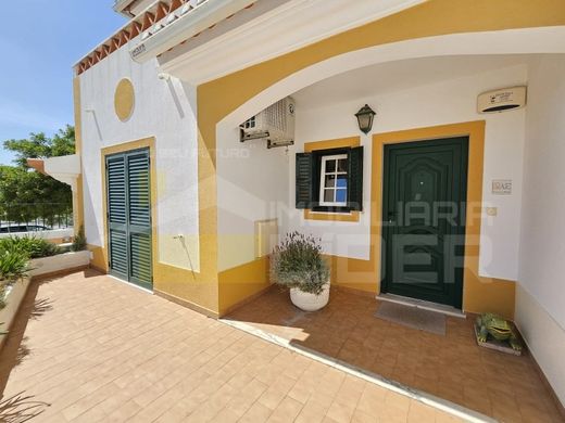 Semidetached House in Mafra, Lisbon