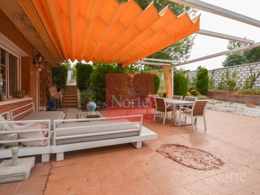 Detached House in Valdeolmos, Province of Madrid